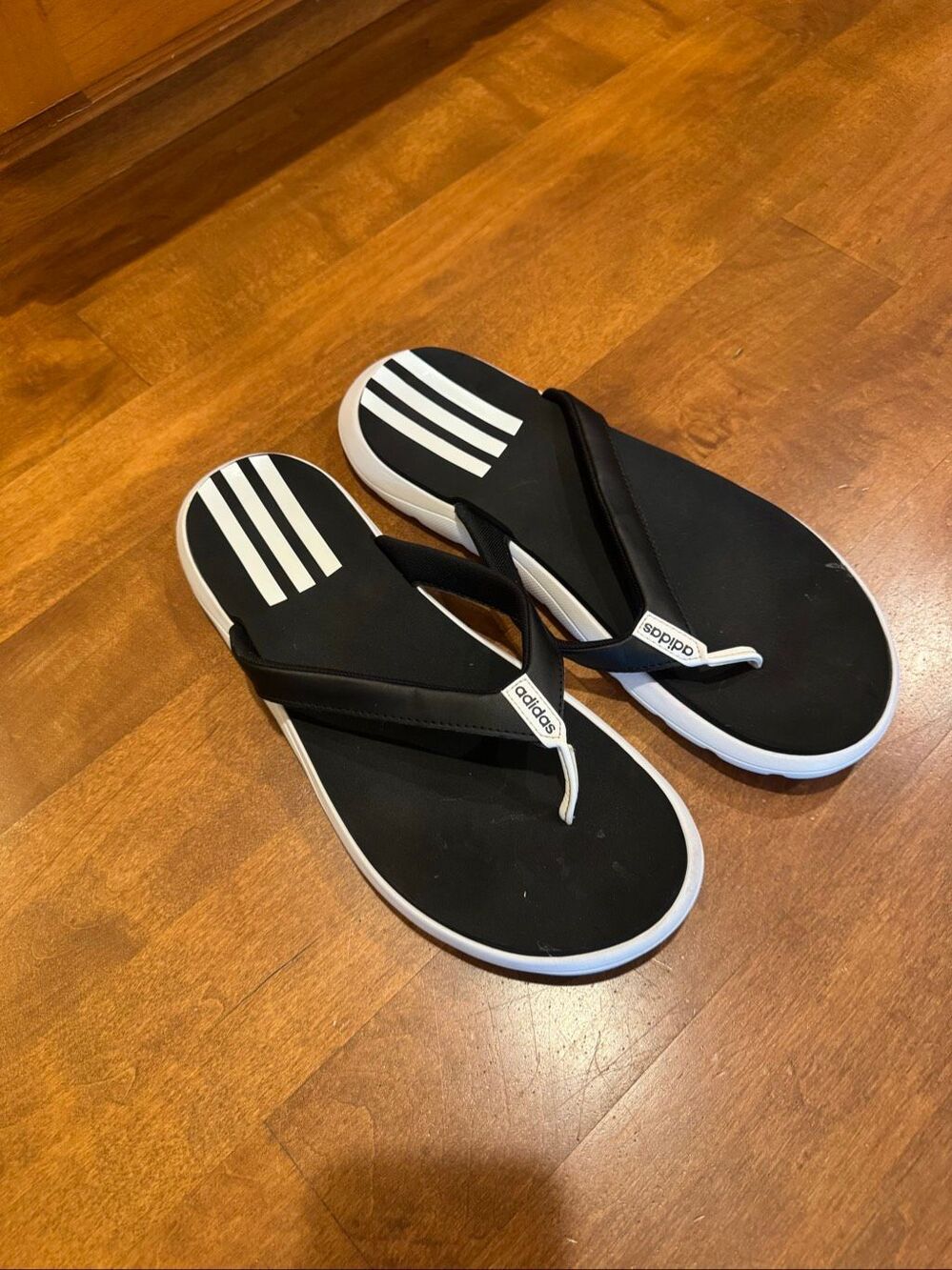 Adidas Comfort Flip Flops FY8656 Black White Size 10 EU 43 Sandals